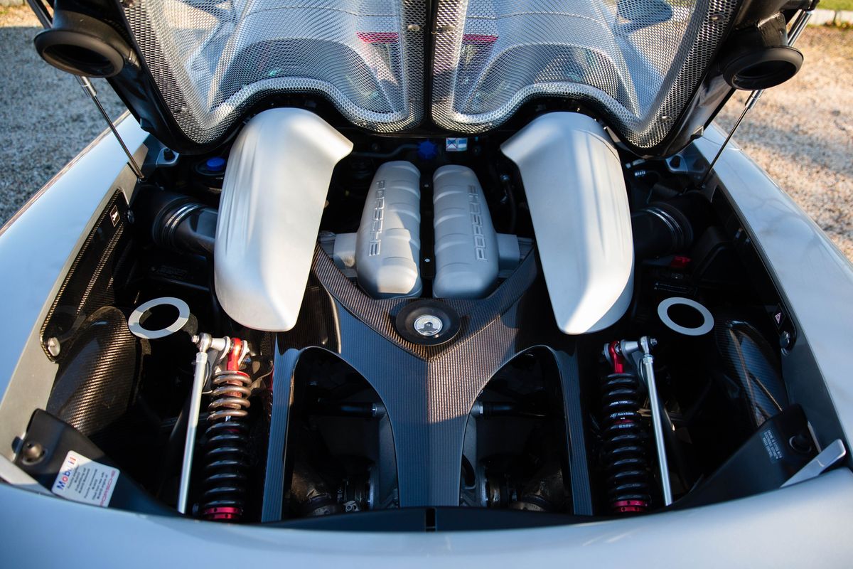 2005 Porsche Carrera GT