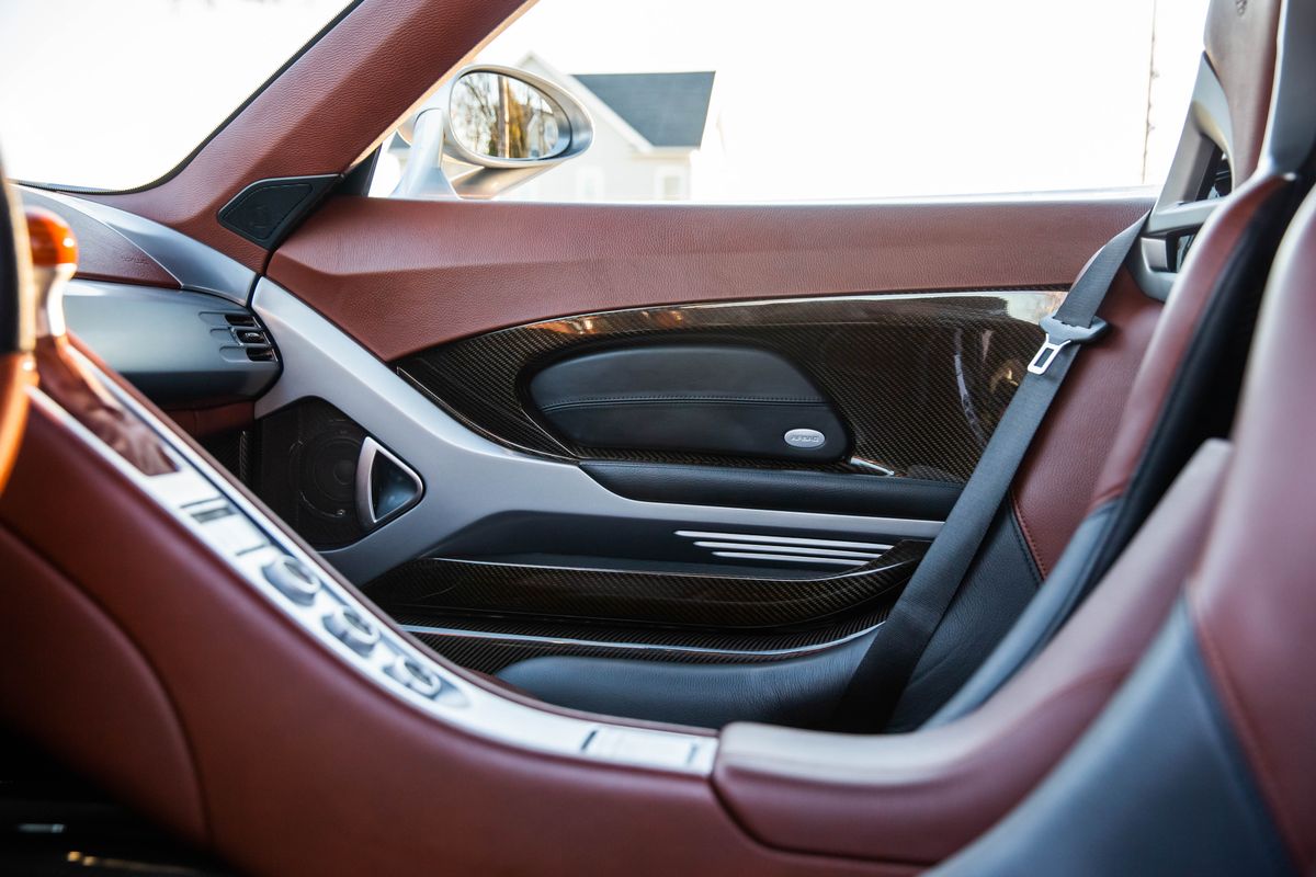 2005 Porsche Carrera GT