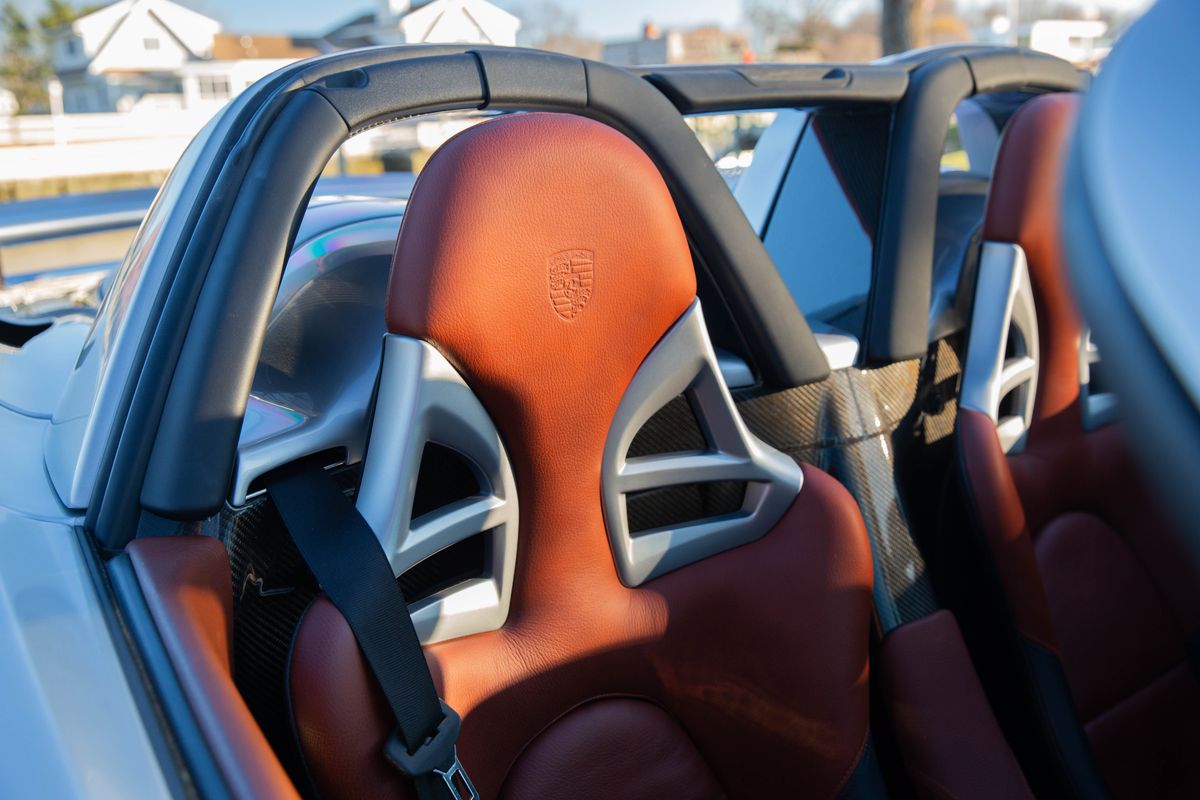 2005 Porsche Carrera GT
