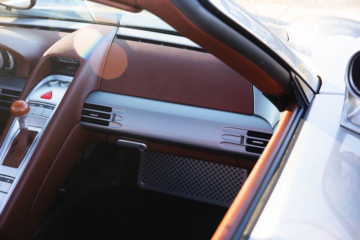 2005 Porsche Carrera GT