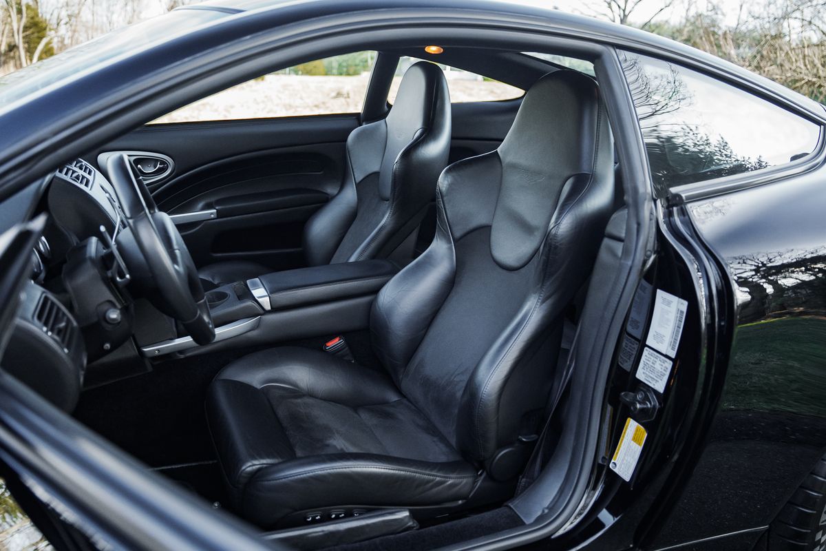 2005 Aston Martin V12 Vanquish S