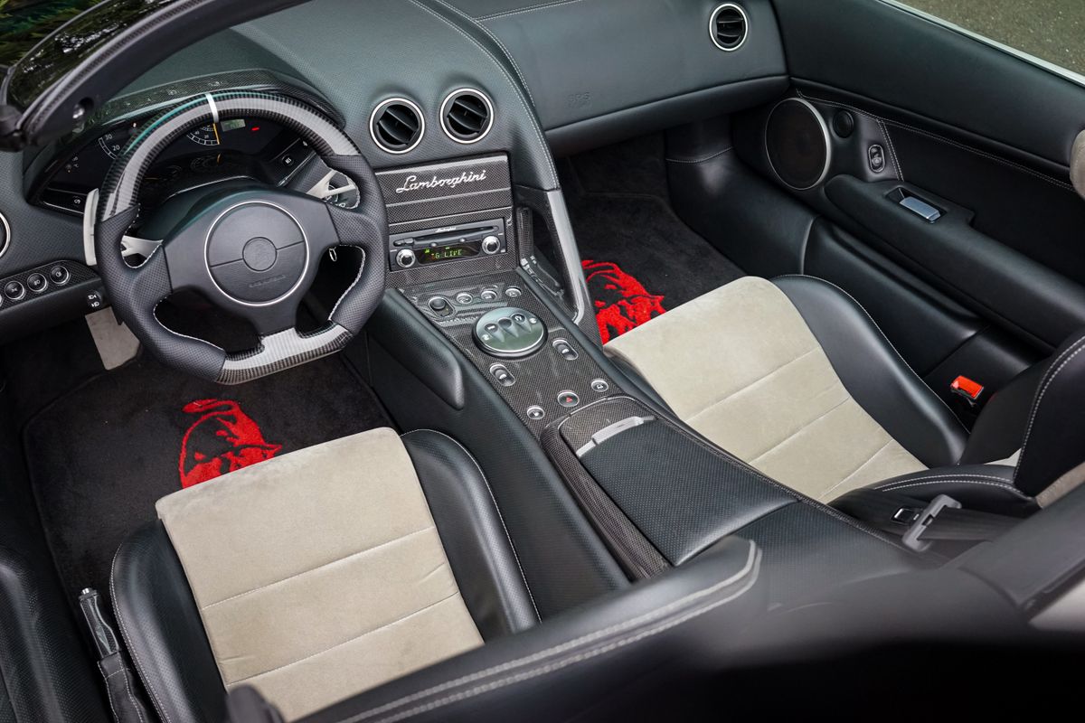 2005 Lamborghini Murcielago