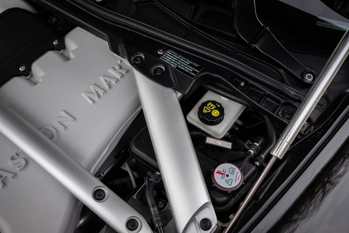2017 Aston Martin V12 Vantage S