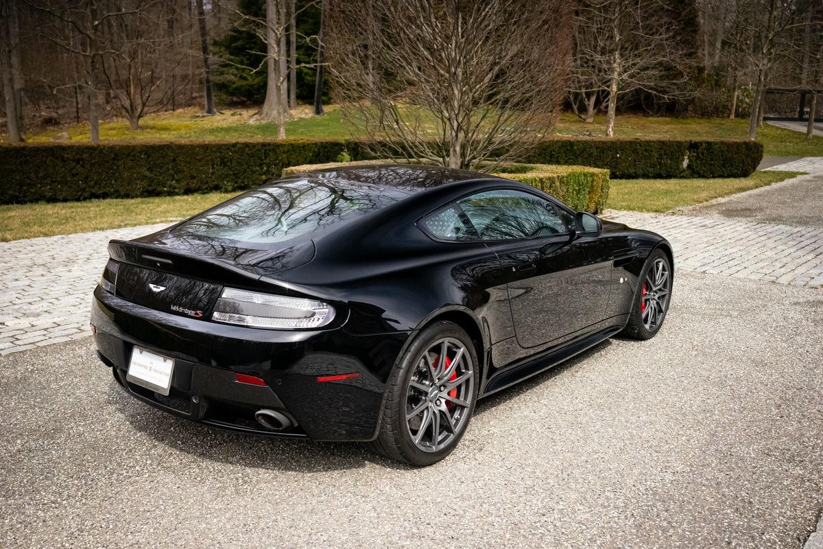 2017 Aston Martin V12 Vantage S