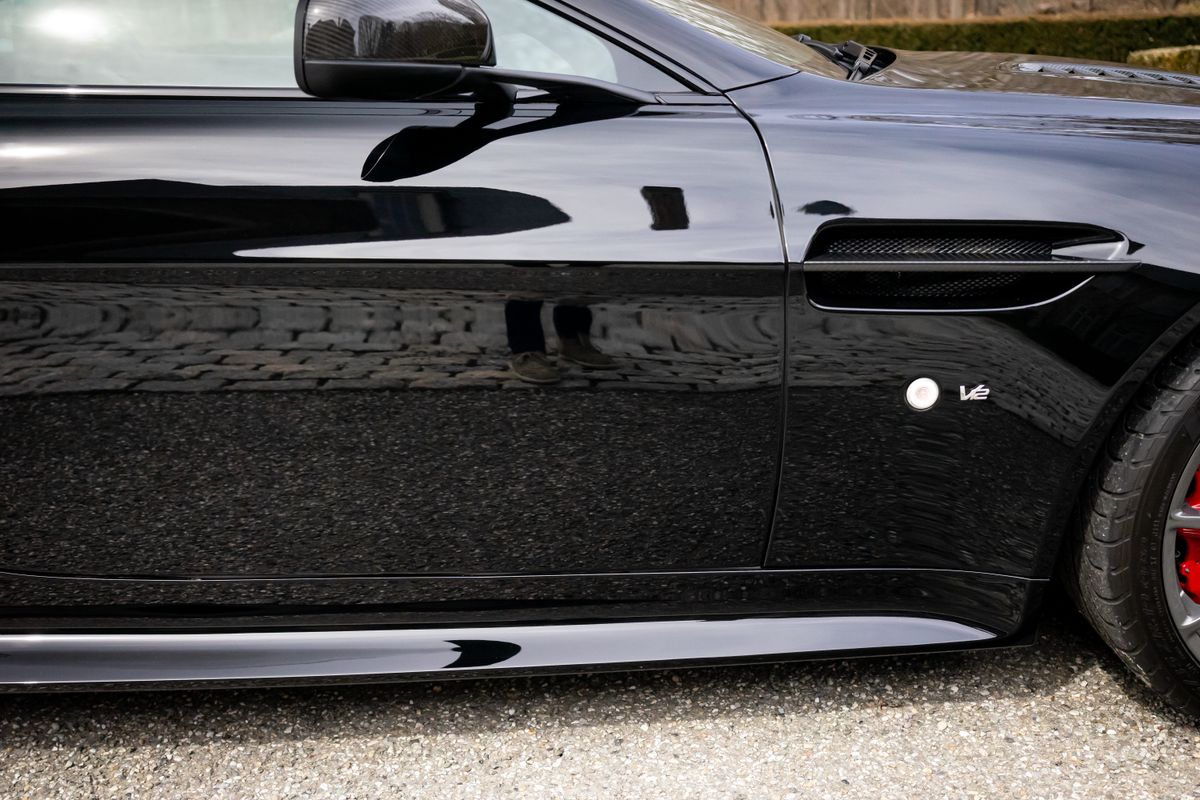 2017 Aston Martin V12 Vantage S