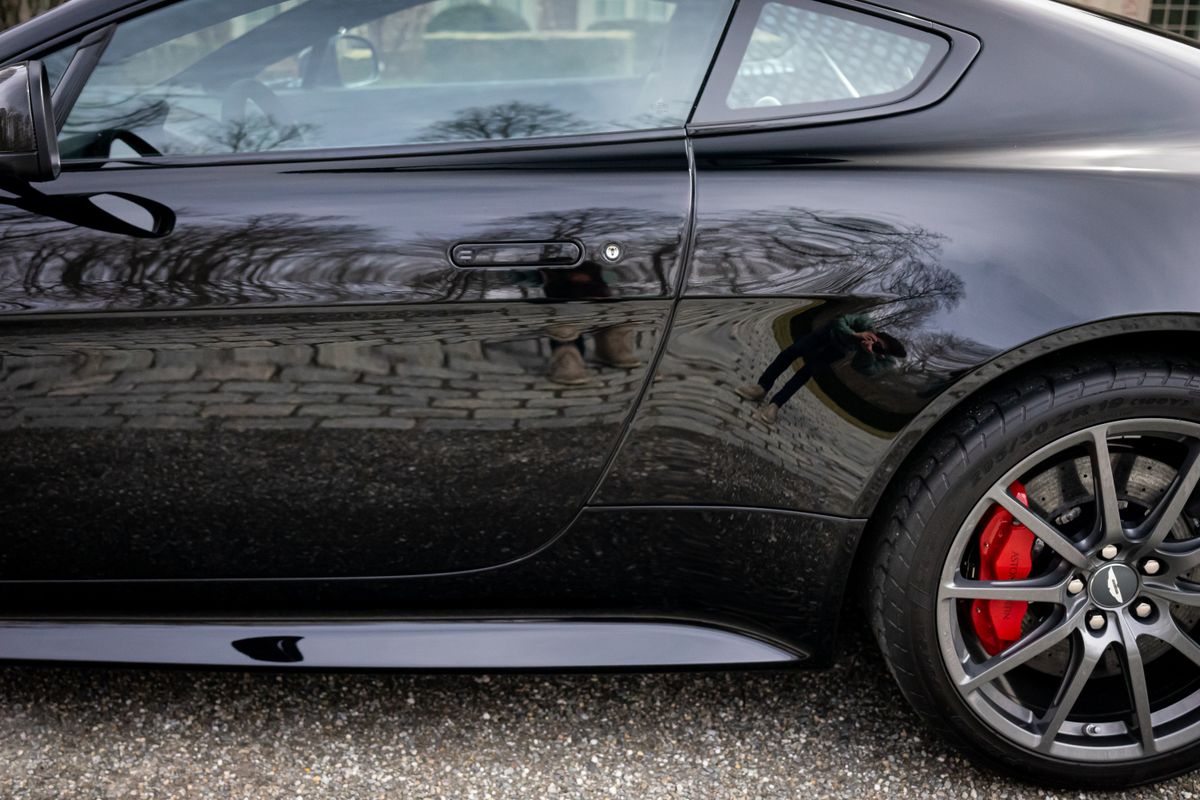 2017 Aston Martin V12 Vantage S