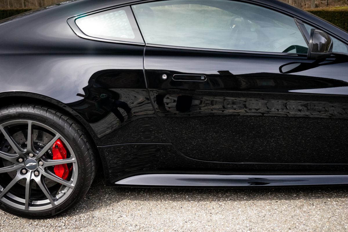 2017 Aston Martin V12 Vantage S