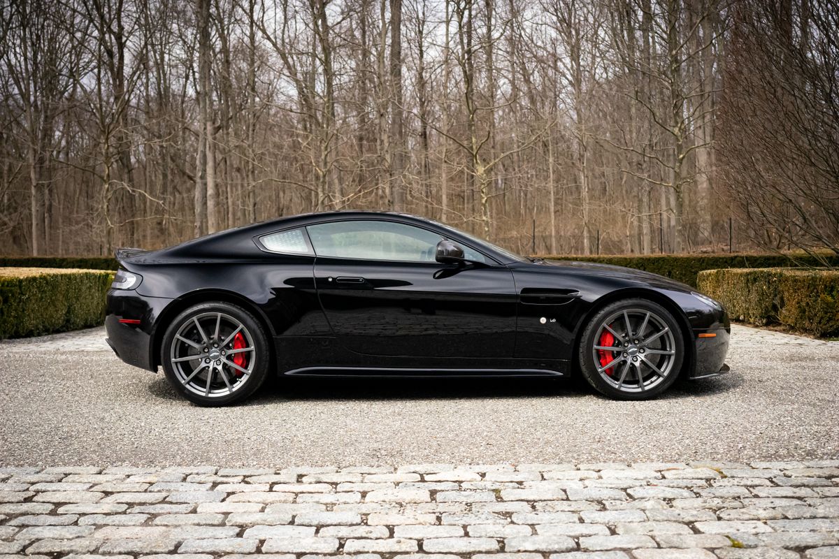 2017 Aston Martin V12 Vantage S