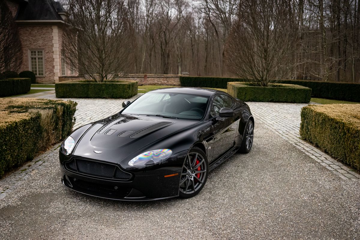 2017 Aston Martin V12 Vantage S
