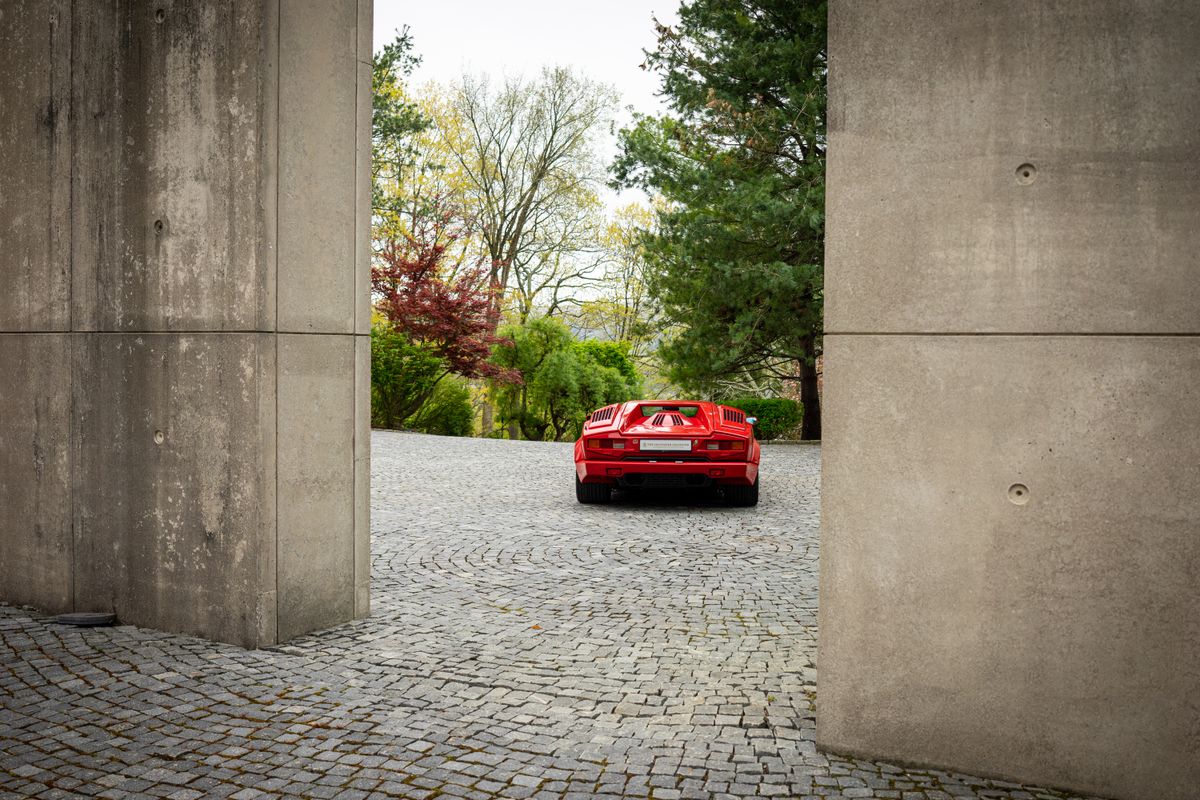 1989 Lamborghini Countach "Downdraft" 25th Anniversary