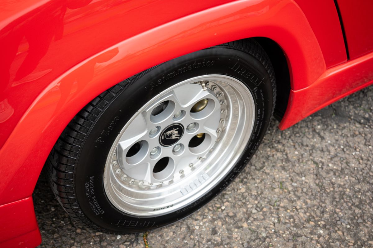 1989 Lamborghini Countach "Downdraft" 25th Anniversary